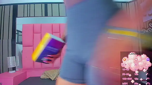 Snapshot of Ashleimoss chatting on March 2025 11:39:02 AM Ashleimoss online show from March 2025 11:39:02 AM