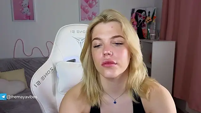 Maya Rave online show from February 2026 03:40:02 AM