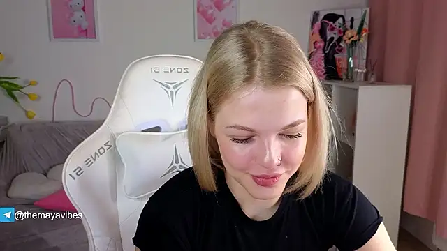 Maya Rave online show from March 2026 03:44:01 AM