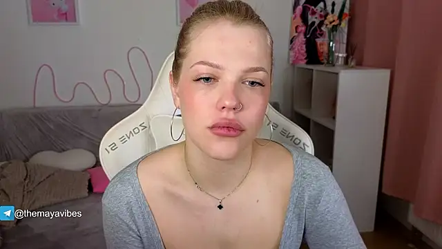 Maya Rave online show from March 2026 04:16:02 AM