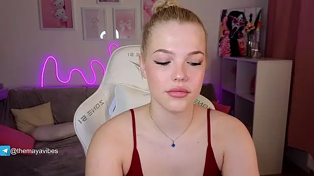 Maya Rave online show from February 2026 03:50:02 AM