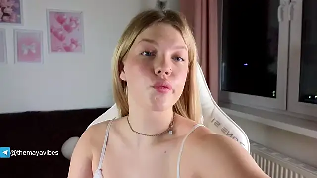 Maya Rave online show from January 2026 03:57:02 AM