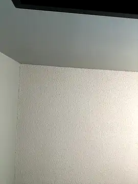 Snapshot of LATINMOBB chatting on December 2024 02:09:02 PM LATINMOBB online show from December 2024 02:09:02 PM