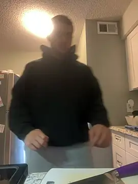 Snapshot of LATINMOBB chatting on December 2024 06:16:01 PM LATINMOBB online show from December 2024 06:16:01 PM