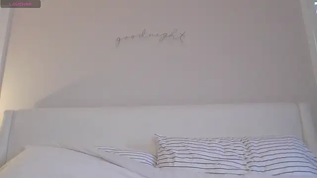 mixedasiangirl online show from April 2026 06:58:02 PM