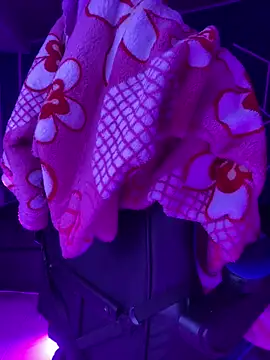 Snapshot of bonnie_18x chatting on November 2025 05:01:02 AM bonnie 18x online show from November 2025 05:01:02 AM