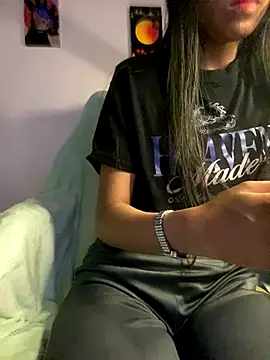 Snapshot of bonnie_18x chatting on October 2025 11:38:01 PM bonnie 18x online show from October 2025 11:38:01 PM