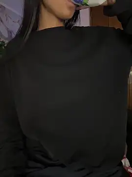 Snapshot of bonnie_18x chatting on October 2025 03:36:01 AM bonnie 18x online show from October 2025 03:36:01 AM