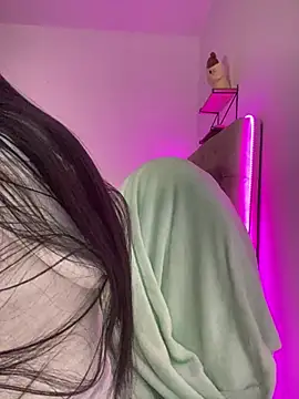 Snapshot of bonnie_18x chatting on March 2025 03:14:02 AM bonnie 18x online show from March 2025 03:14:02 AM