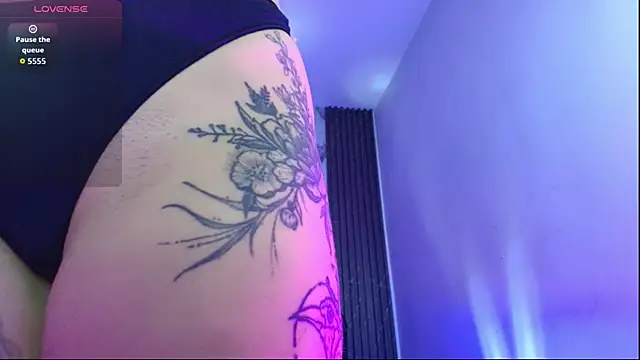 luccianagreyy online show from May 2026 12:08:01 PM