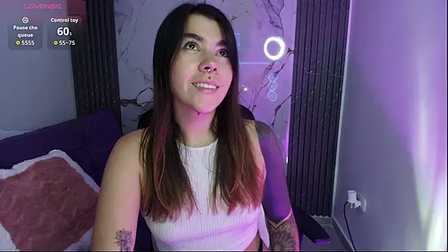 luccianagreyy online show from February 2026 12:28:02 PM