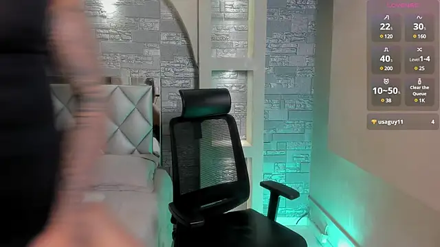 Aron Bolt online show from March 2025 03:17:01 AM