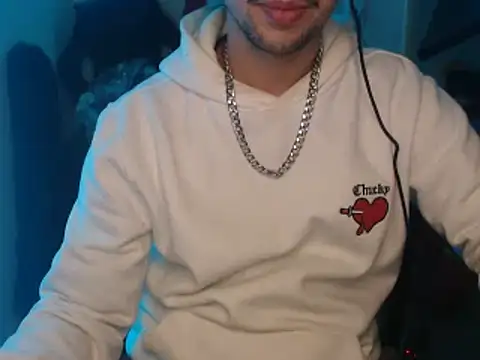 Snapshot of anjonoturno1 chatting on March 2025 01:32:02 AM anjonoturno1 online show from March 2025 01:32:02 AM