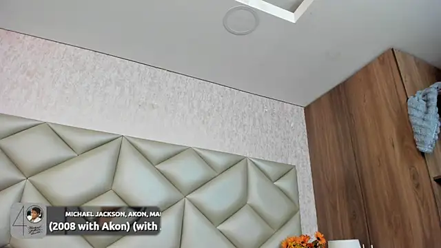 Im gaia online show from November 2025 12:06:01 PM