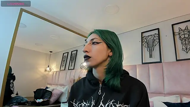 Im gaia online show from November 2025 12:28:02 PM