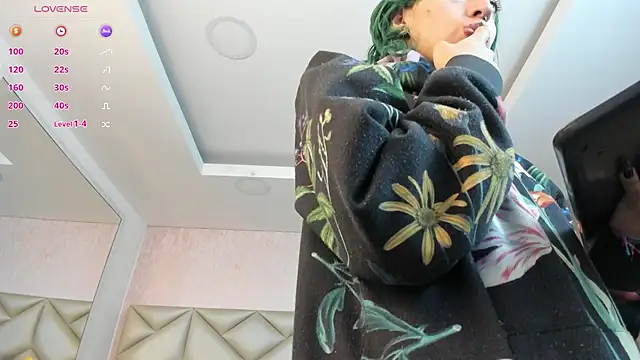 Im gaia online show from November 2025 12:10:01 PM