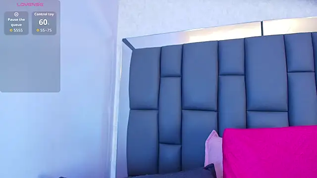 Amy wats0n online show from April 2026 07:04:02 PM