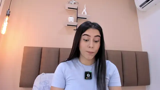 Snapshot of Amy_wats0n chatting on May 2026 07:09:01 PM Amy wats0n online show from May 2026 07:09:01 PM