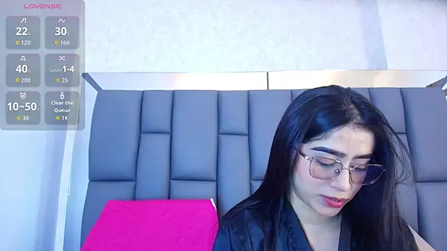 Amy wats0n online show from April 2026 07:09:01 PM