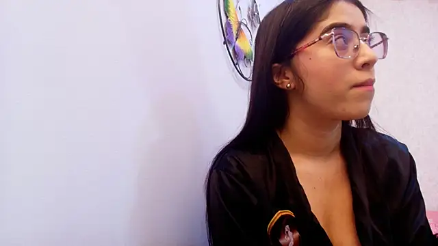 Amy wats0n online show from October 2025 07:48:02 PM