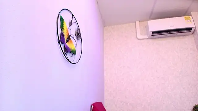 Amy wats0n online show from February 2026 07:05:01 PM