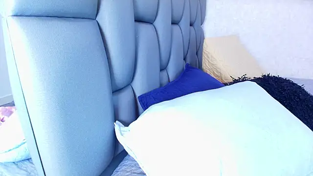 Amy wats0n online show from March 2026 07:09:01 PM