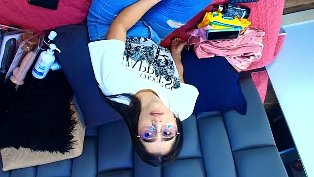 Amy wats0n online show from March 2026 07:08:01 PM