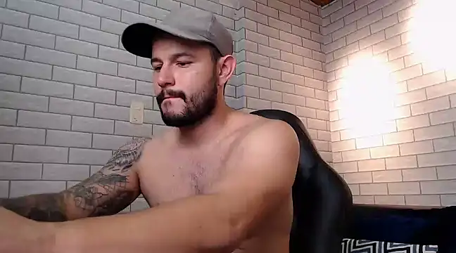 Snapshot of adel_hard_ chatting on December 2024 10:24:01 PM adel hard online show from December 2024 10:24:01 PM