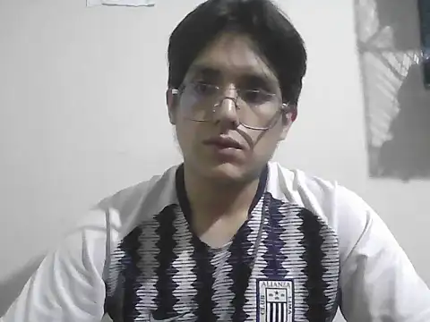 Snapshot of HardDick2 chatting on June 2026 06:42:02 AM HardDick2 online show from June 2026 06:42:02 AM