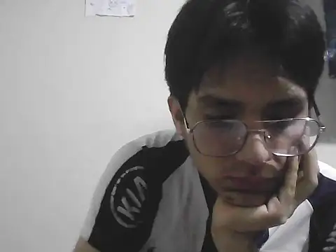 Snapshot of HardDick2 chatting on June 2026 07:27:02 AM HardDick2 online show from June 2026 07:27:02 AM