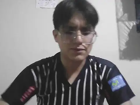 Snapshot of HardDick2 chatting on July 2026 05:04:02 AM HardDick2 online show from July 2026 05:04:02 AM
