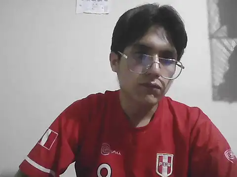 Snapshot of HardDick2 chatting on June 2026 05:13:01 AM HardDick2 online show from June 2026 05:13:01 AM