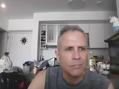 Diegoperrote682661 online show from January 2026 05:50:01 PM