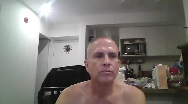 Snapshot of Diegoperrote682661 chatting on February 2025 03:42:01 AM Diegoperrote682661 online show from February 2025 03:42:01 AM