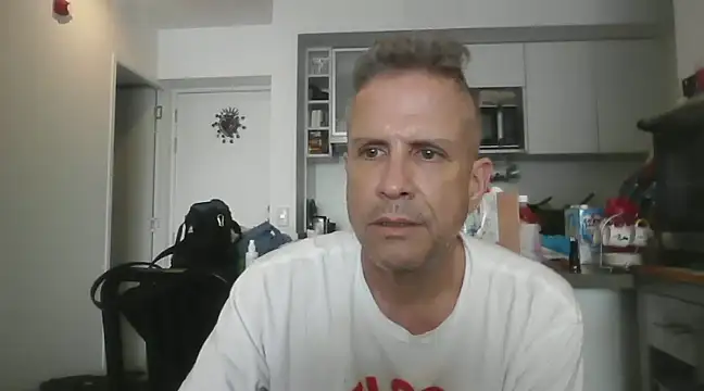 Snapshot of Diegoperrote682661 chatting on February 2025 08:42:02 PM Diegoperrote682661 online show from February 2025 08:42:02 PM