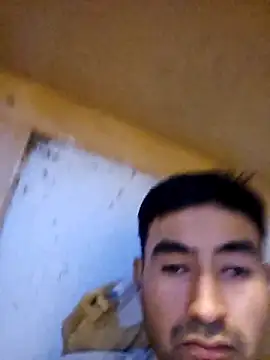 Axeltu77 online show from March 2026 10:43:01 PM