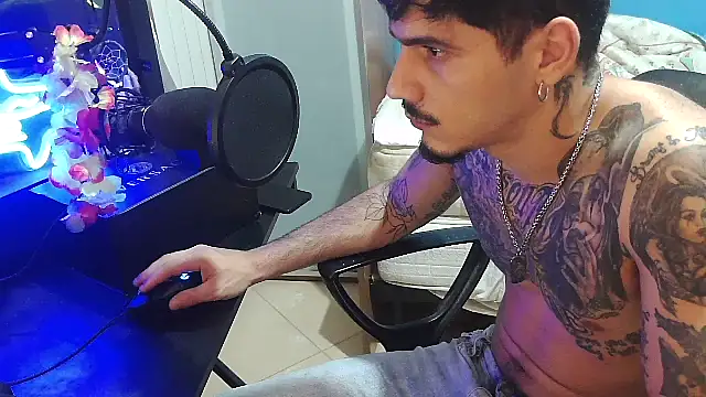 Badboyi1997 online show from October 2025 01:53:02 AM