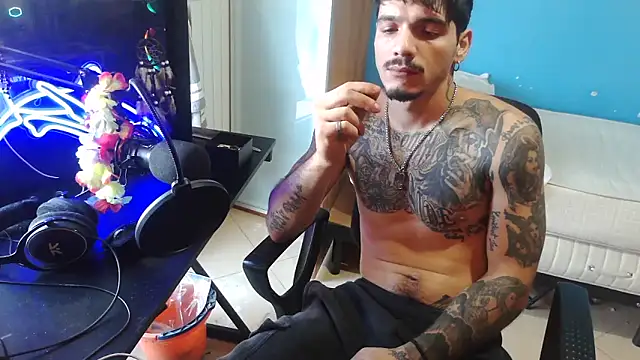 Badboyi1997 online show from October 2025 06:59:01 AM