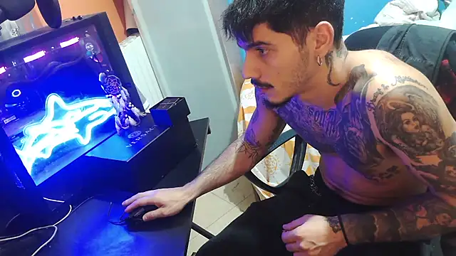 Badboyi1997 online show from October 2025 10:43:02 PM