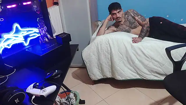 Badboyi1997 online show from October 2025 01:47:02 AM