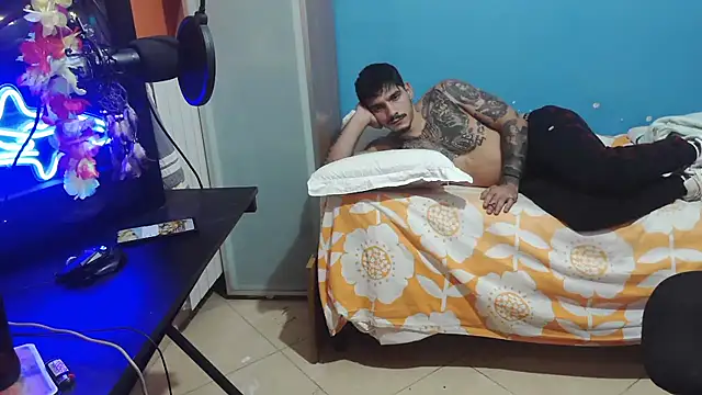 Badboyi1997 online show from October 2025 12:56:02 AM