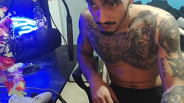 Badboyi1997 online show from September 2025 10:26:01 PM