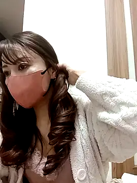 Snapshot of Mirika555 chatting on February 2025 02:13:02 PM Mirika555 online show from February 2025 02:13:02 PM