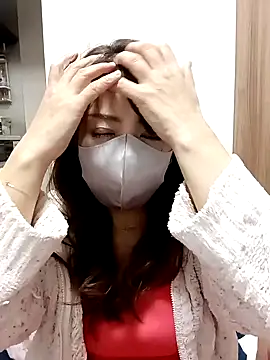 Snapshot of Mirika555 chatting on December 2024 04:50:01 PM Mirika555 online show from December 2024 04:50:01 PM