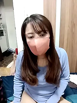 Snapshot of Mirika555 chatting on January 2025 12:24:01 PM Mirika555 online show from January 2025 12:24:01 PM