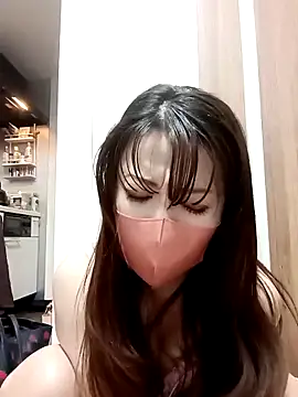 Snapshot of Mirika555 chatting on February 2025 05:18:02 PM Mirika555 online show from February 2025 05:18:02 PM