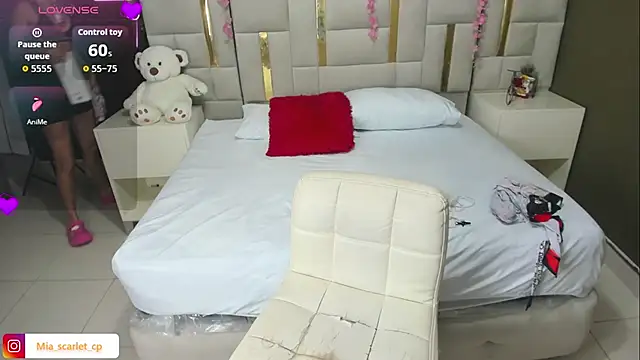 Mia scarlet69 online show from January 2026 12:20:01 PM