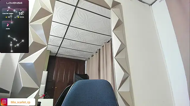 Mia scarlet69 online show from February 2026 12:17:01 PM