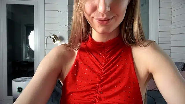 Snapshot of solar_bella chatting on March 2026 07:15:01 AM solar bella online show from March 2026 07:15:01 AM