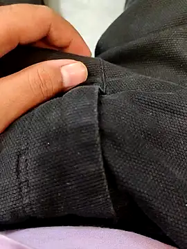 themostnaughtiestguyy online show from November 2025 03:15:01 PM